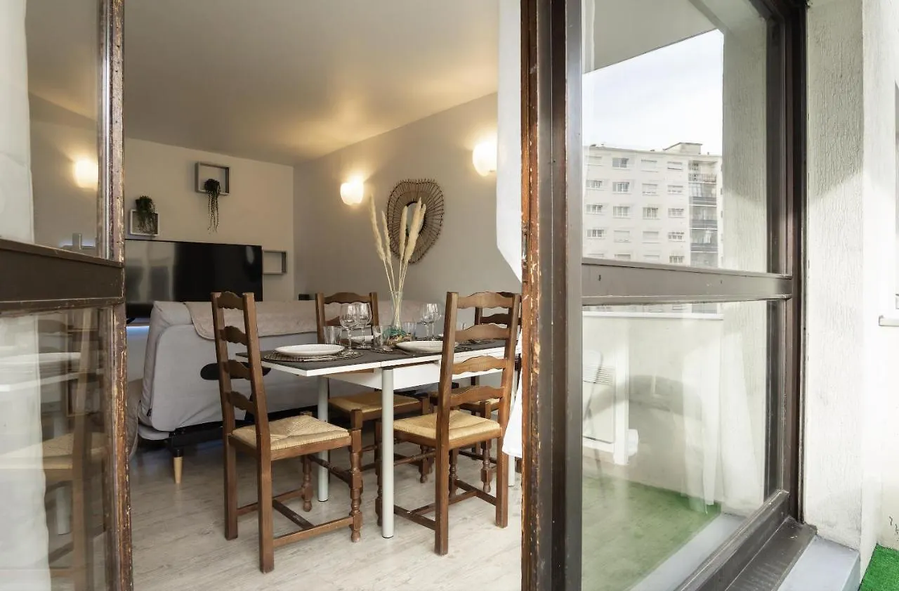 Joli T2 Industrie Hyper Centre Annecy Apartment